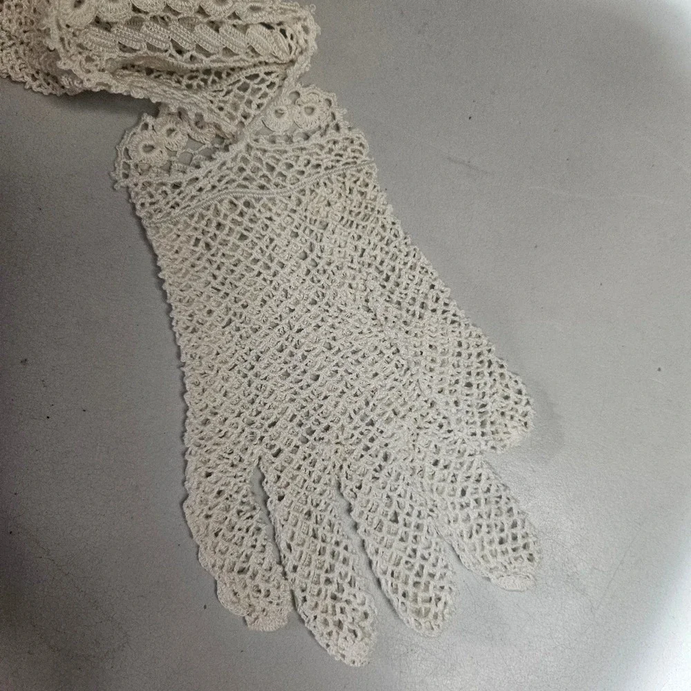 Vtg Ivory Crochet Lace‎ Gloves Floral Tea Party Bridal Cottagecore Cream 6.5 50s